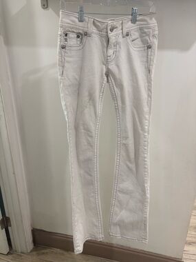 Miss Me White Bootcut Denim Jeans Embroidered Rhinestone Button 5-Pocket Women